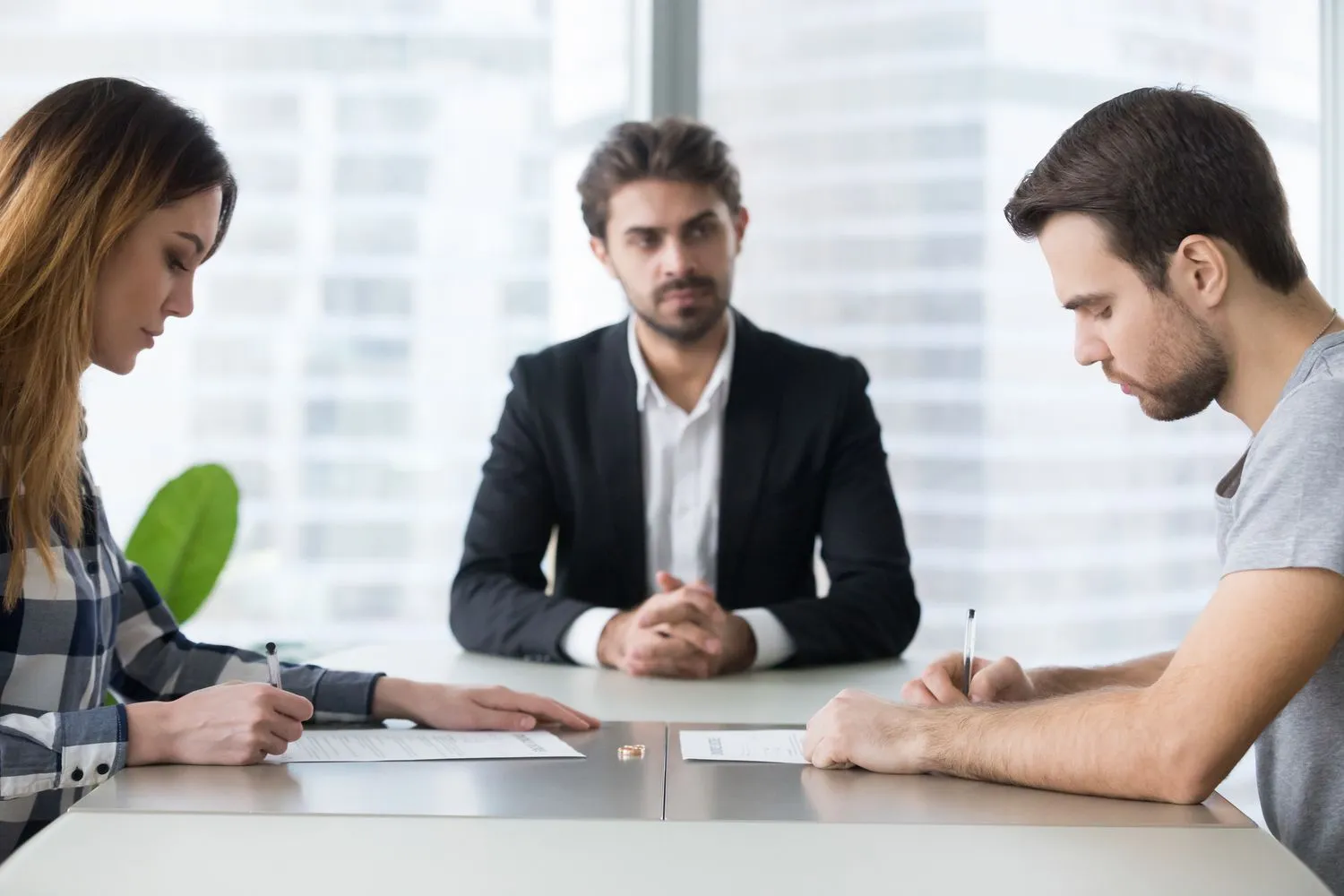 How EH Mediation Guides Couples Toward Fair and Balanced Outcomes Coalville